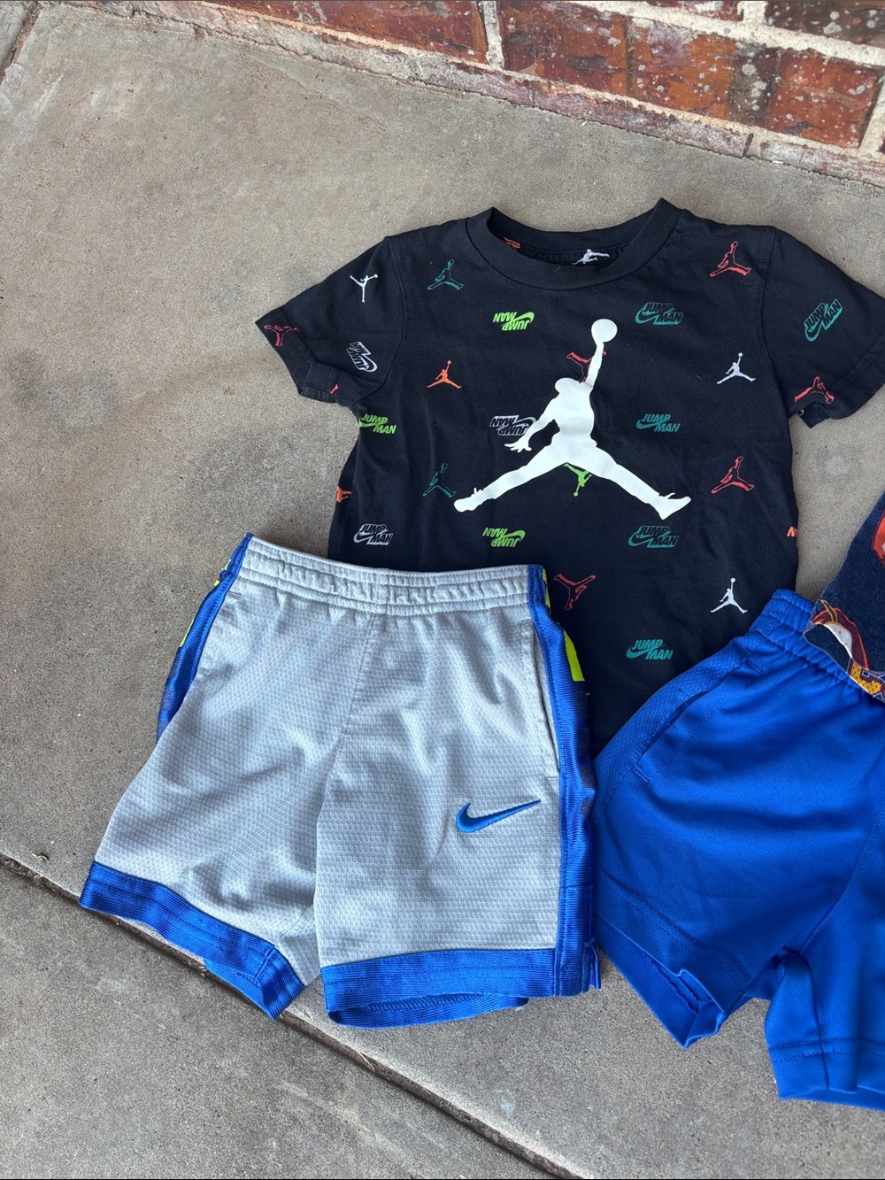 Nike bundle 2T